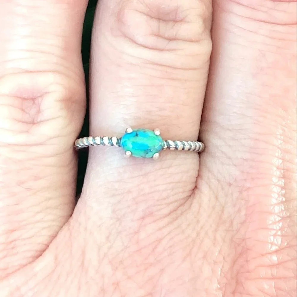 Sterling Silver 925 Minimalist Prong Set Turquoise Twisted Rope Band Ring Sz 6